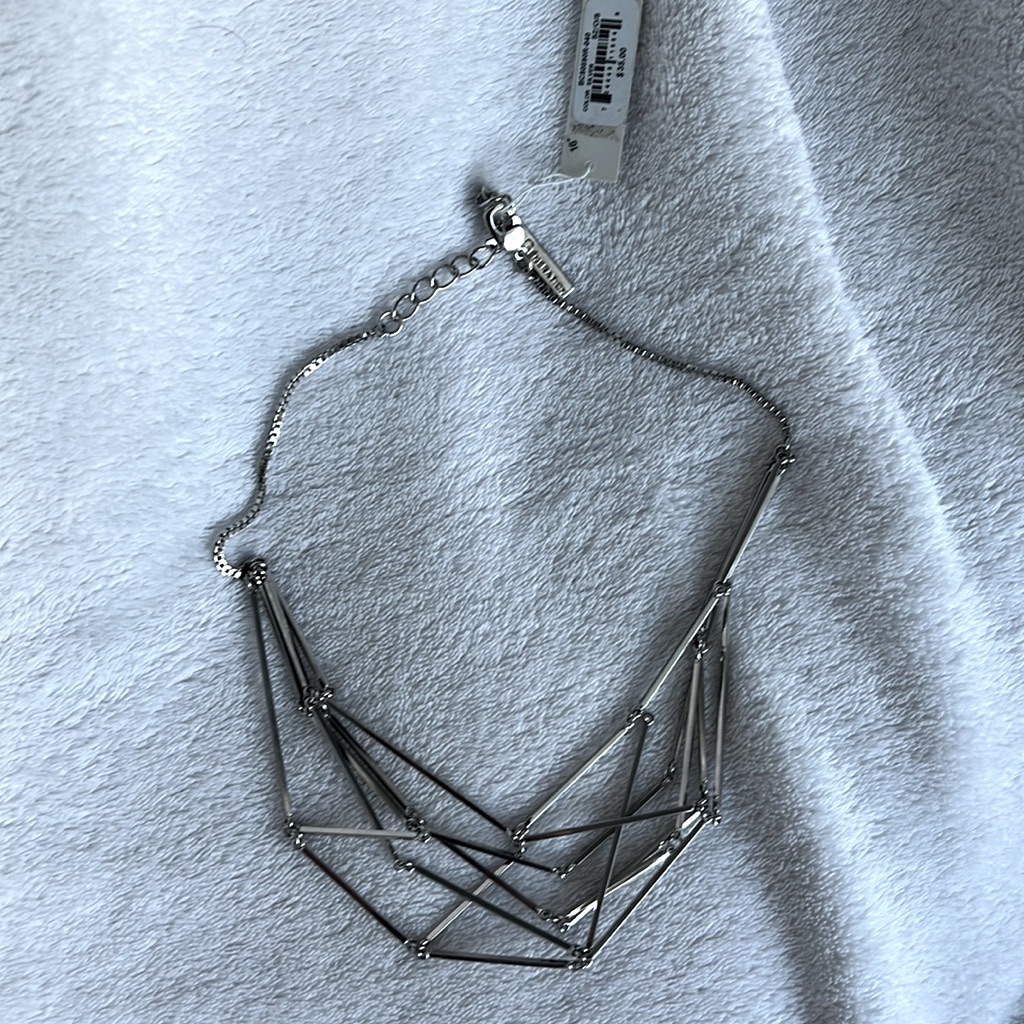 Bcbgeneration Silver Geometric Necklace Nwt 25$